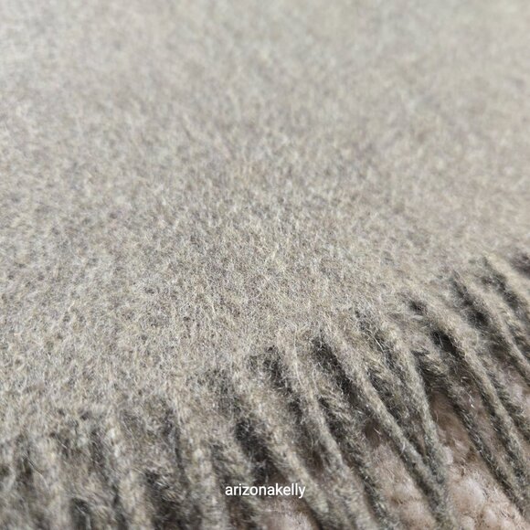 NWOT Cashmere Scarf Olive Green - Picture 13 of 14